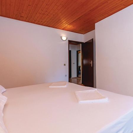 Pet Friendly Apartment In Jadrija With Wifi Exterior photo