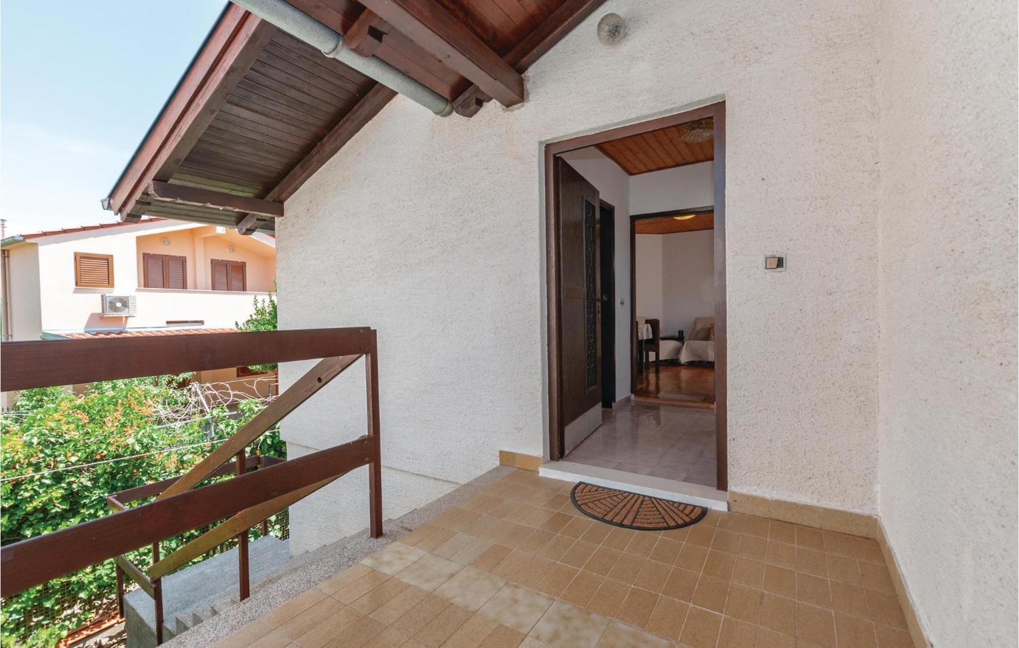 Pet Friendly Apartment In Jadrija With Wifi Exterior photo